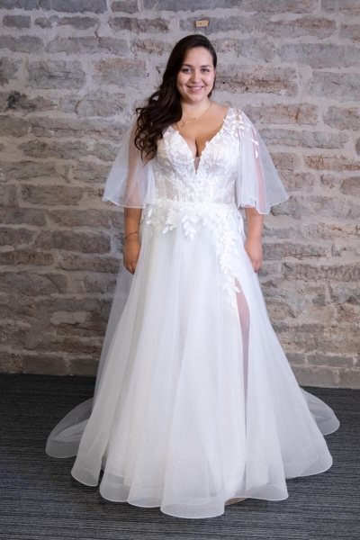 Свадебное платье NW 20-26, lõhikuga/ с разрезом/with slit